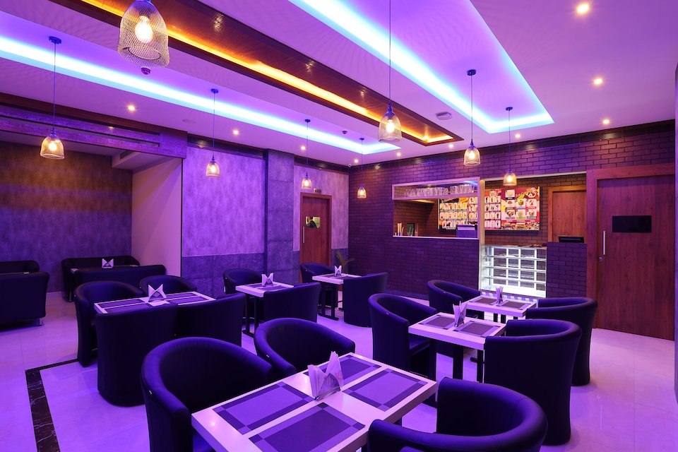 Capital O 44054 Joyees Inn, Kottayam, कोट्टायम