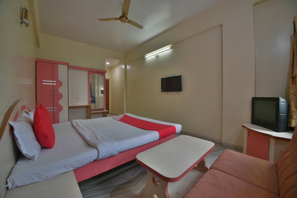  OYO 44057 Pie Stay Shahi Palace Hotel, Nathdwara, Nathdwara