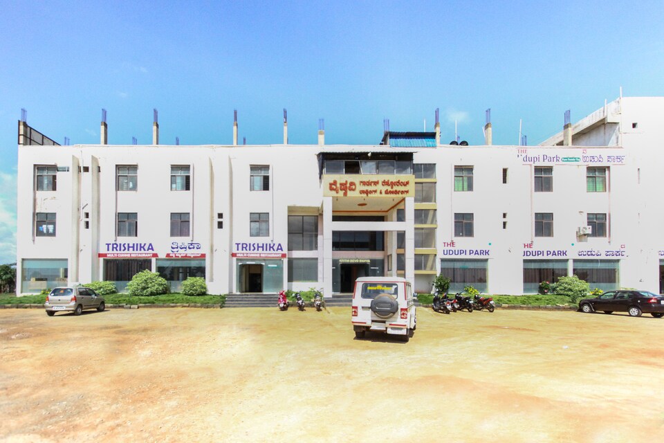 OYO 44077 Vaishnavi Lodging And Boarding, Hubli, हुबली, धारवाड़