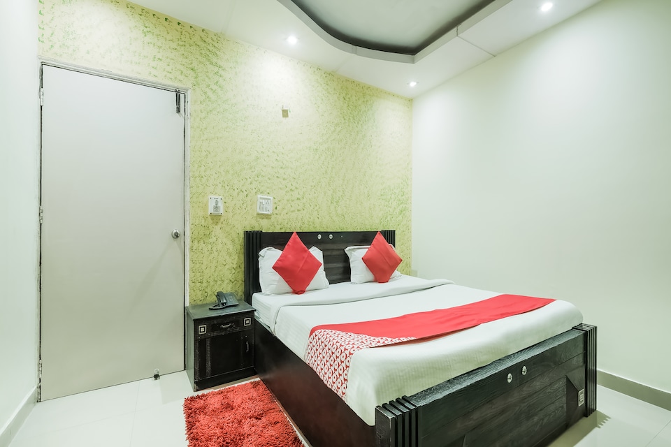 OYO 44081 Hotel Royal Holidays, Karol Bagh Delhi, Delhi