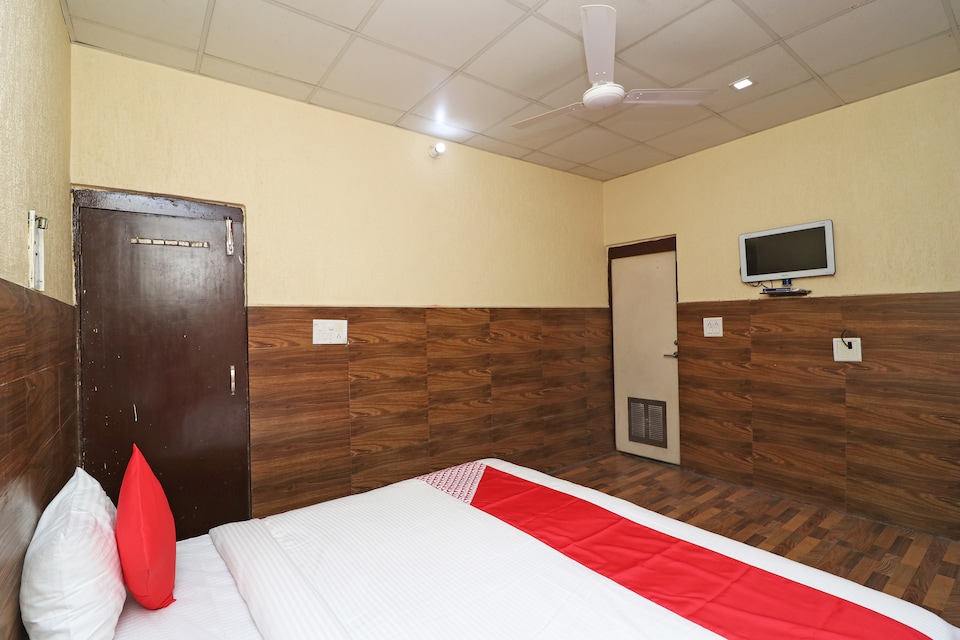  OYO 69089 Tulip Home Stay, Sonipat, Sonipat