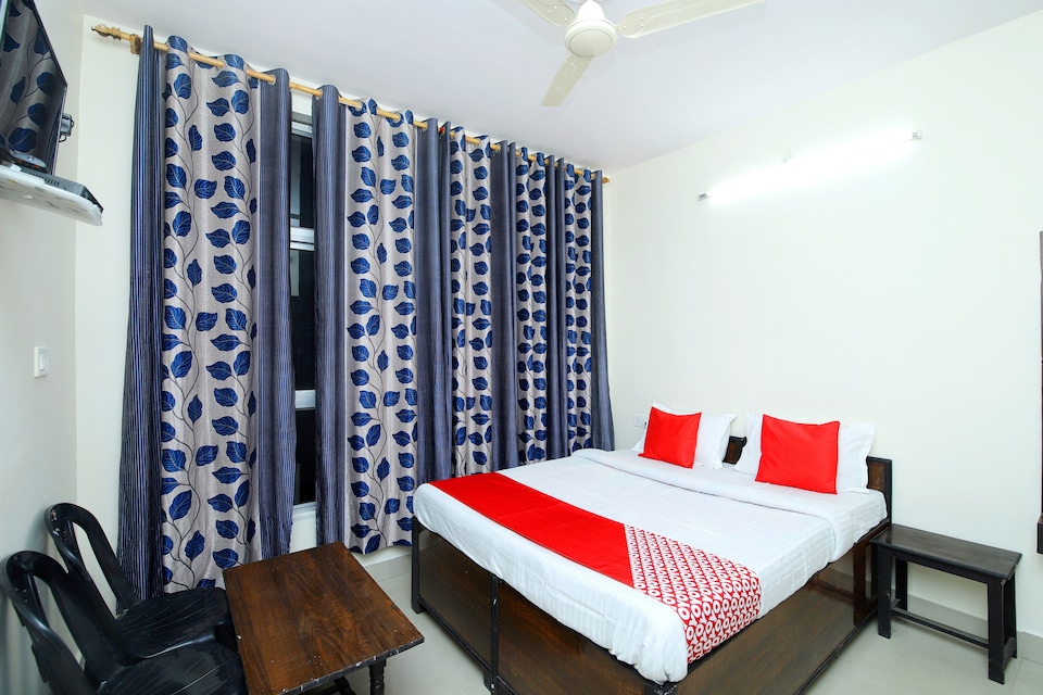 OYO 44121 Hotel Varnita, Uttarkashi, Uttarkashi