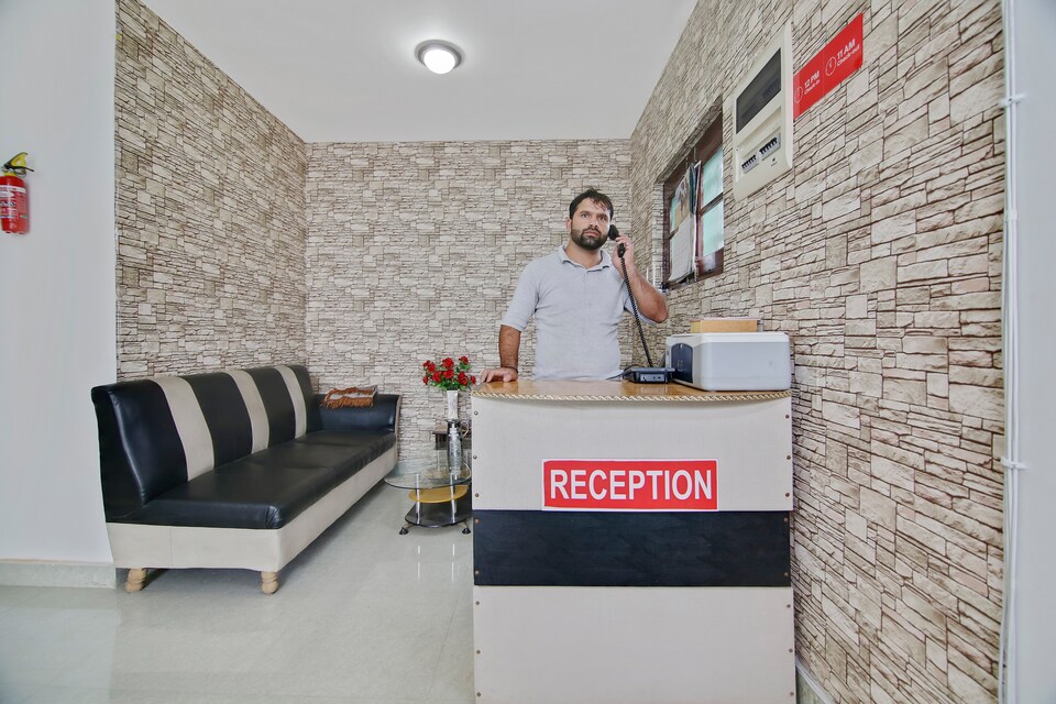 OYO 44122 Hotel Grand Valley Inn, Nishat Srinagar, Srinagar