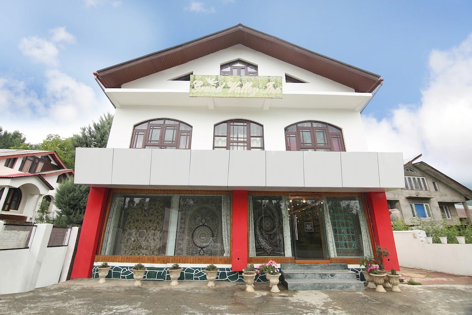 OYO 44122 Hotel Grand Valley Inn, Nishat Srinagar, Srinagar
