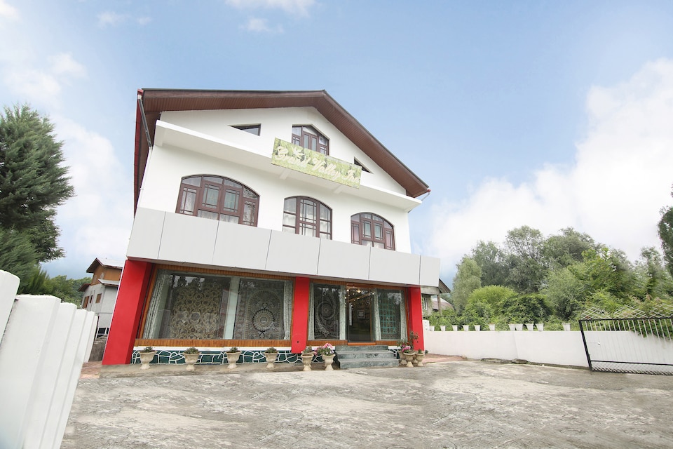 OYO 44122 Hotel Grand Valley Inn, Nishat Srinagar, Srinagar
