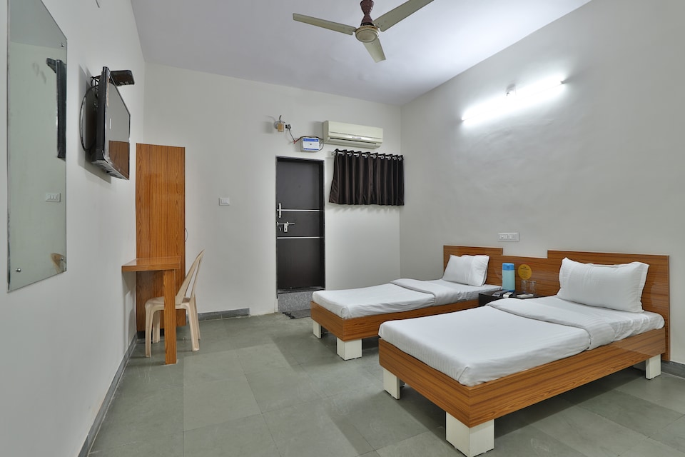 SPOT ON 44144 Hotel Sahyog & Guest House, Viramgam, Ahmedabad