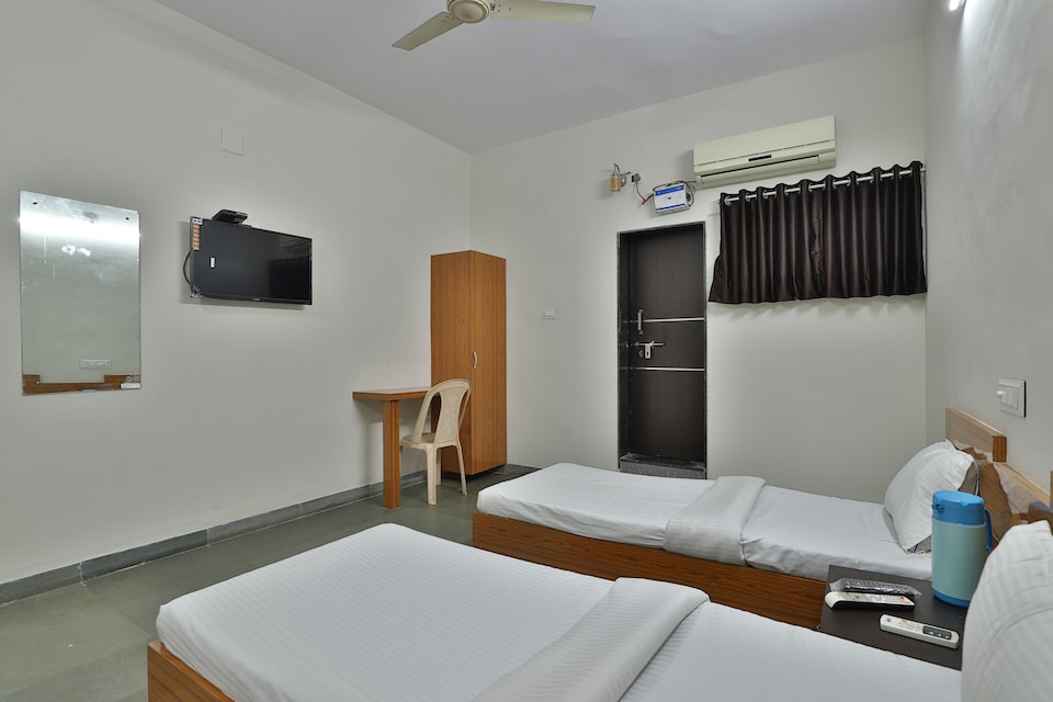 SPOT ON 44144 Hotel Sahyog & Guest House, Viramgam, Ahmedabad