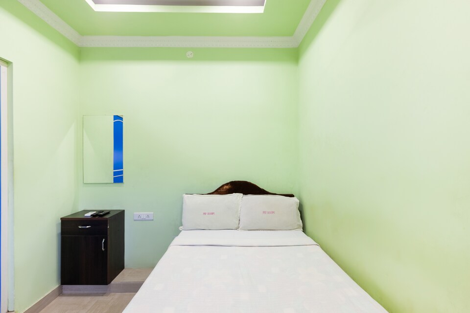 SPOT ON 44169 Mp Rooms, GST Chennai, Chennai