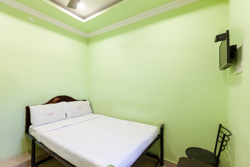 SPOT ON 44169 Mp Rooms, GST Chennai, Chennai