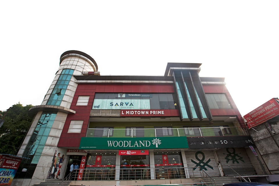 OYO 44174 Hotel Mid Town Prime, Moradabad, Moradabad