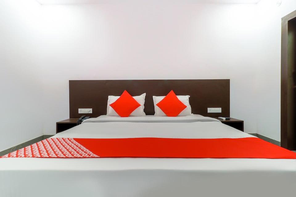 OYO 44175 SURYA INN, SGPGI Lucknow, Lucknow