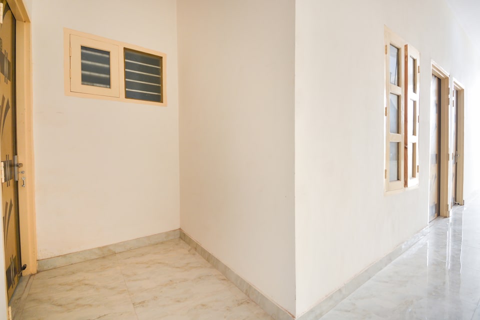 SPOT ON 44184 Suncity, Zirakpur, Zirakpur