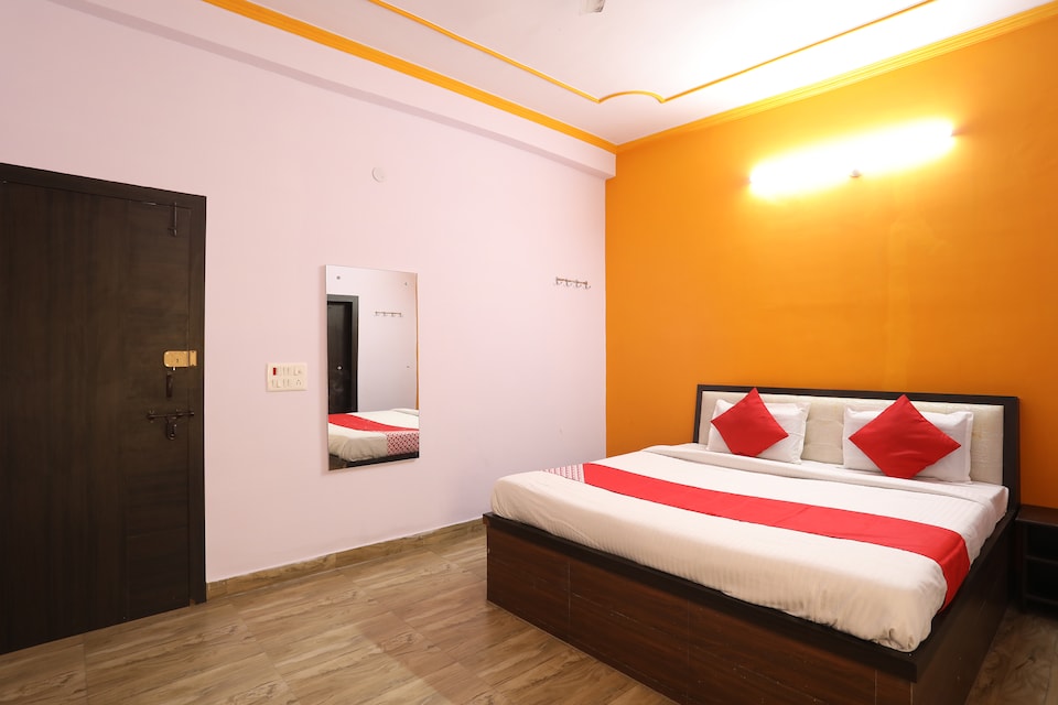OYO 44197 Gauri Garden, Aligarh, Aligarh