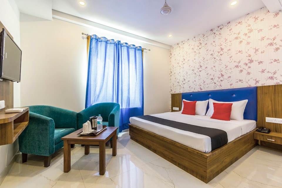 Capital O 44225 Neem Leaf, Patiala, Patiala