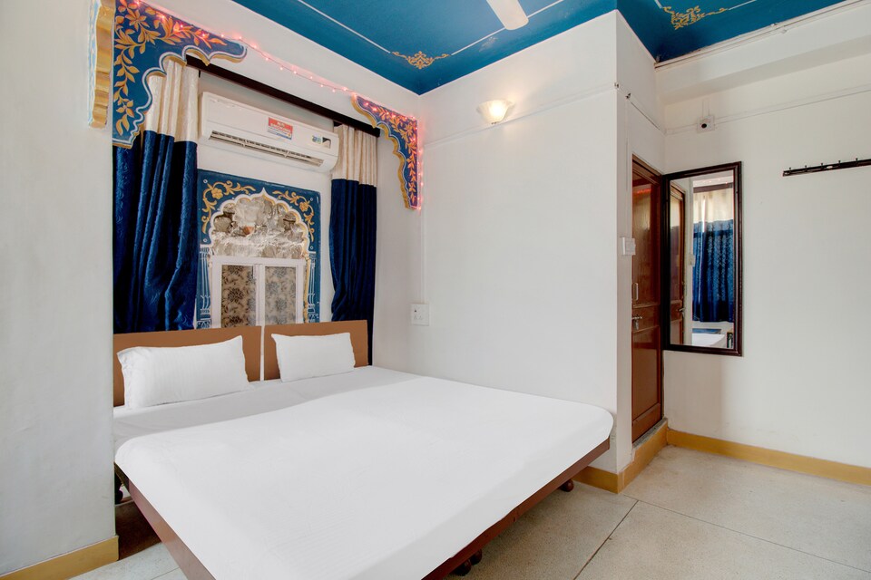 SPOT ON 44241 Island Tower, Gulab Bagh, Udaipur