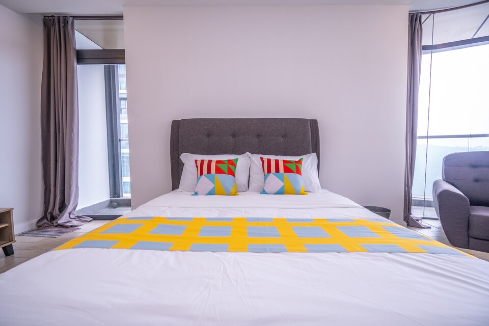 OYO Home 11331 Splendid 1br Empire City Marriot , Damansara Perdana, Petaling Jaya