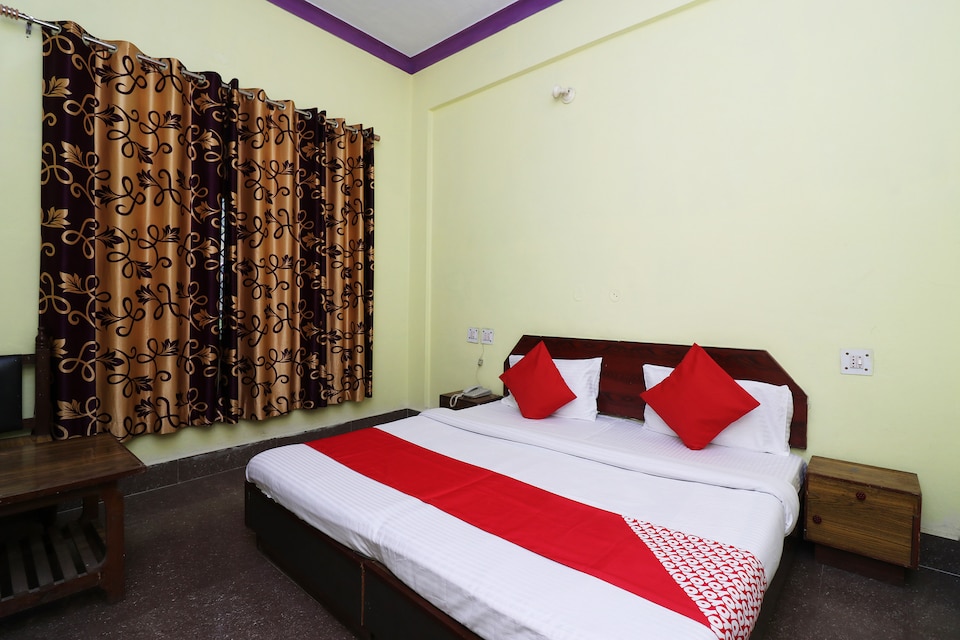 OYO 44250 New Hotel Shivlok, Joshimath, Joshimath