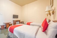 OYO 1090 Hotel Anging Mammiri Makassar