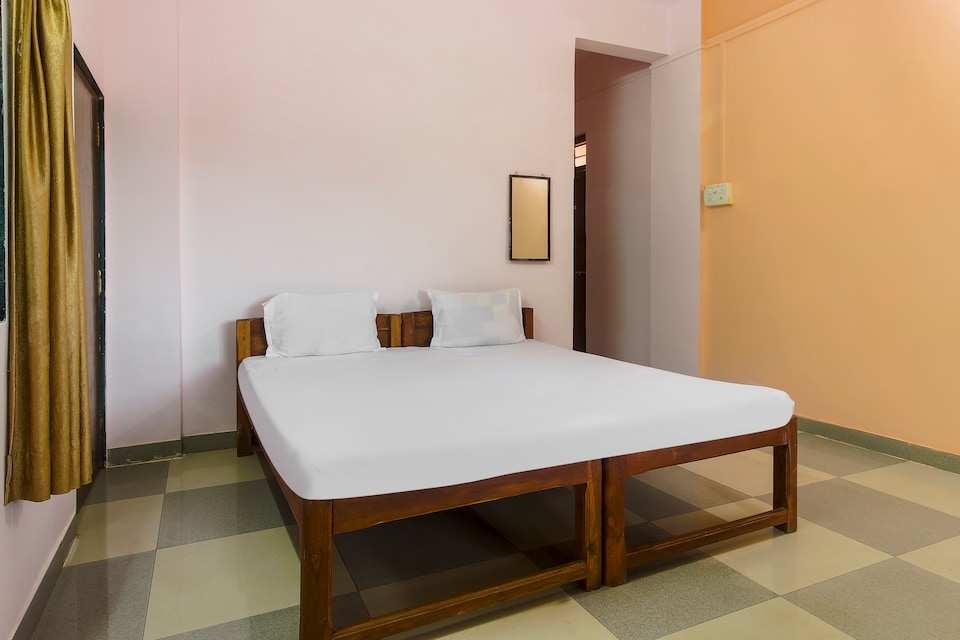 OYO 44262 Jaideep Lodge, Ganpatipule, Ganpatipule