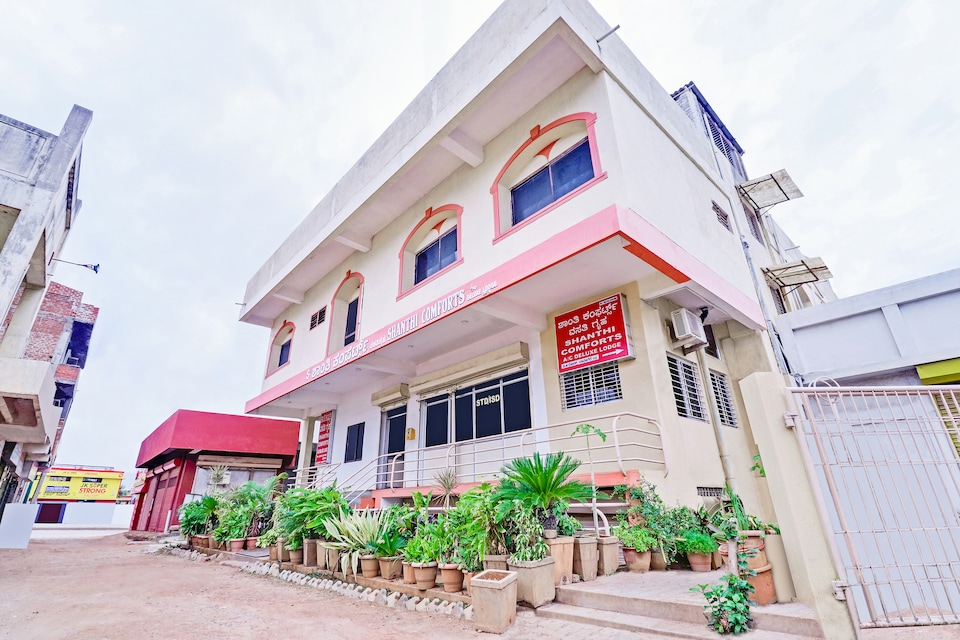 SPOT ON 44268 Shanthi Comforts, Davangere, Davangere