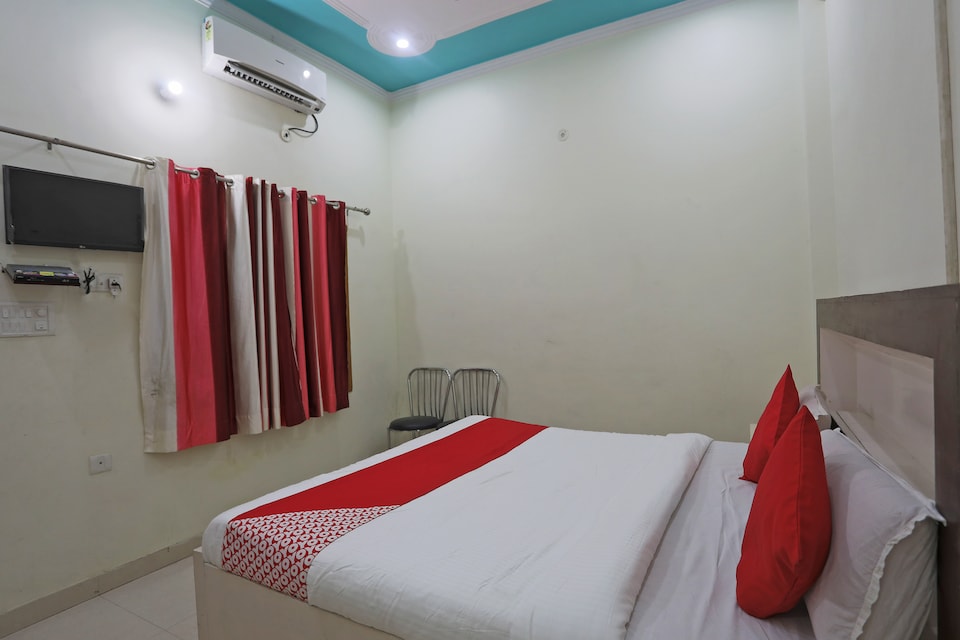 OYO 44291 Hotel Samrat Saim , Moradabad, Moradabad