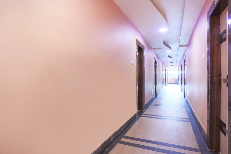 OYO 44297 Som's Empire, Swargdwar Puri, Puri