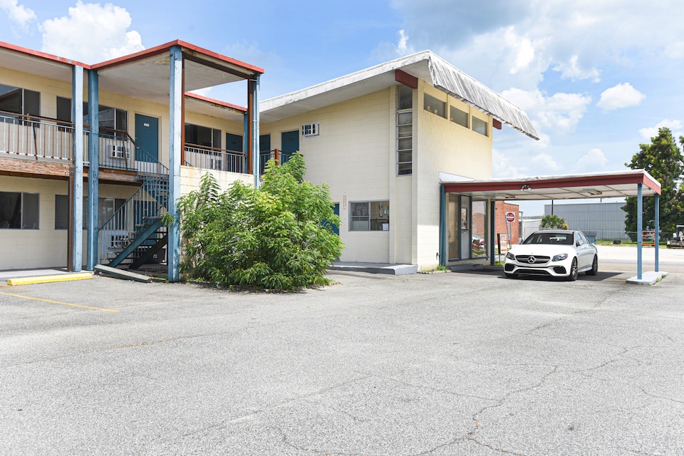 Hotel Valdosta GA Downtown, C31601-2, Valdosta GA