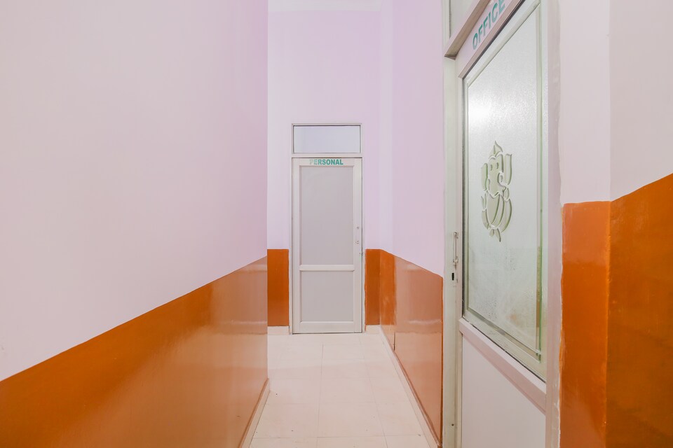 SPOT ON 44303 Canadian Guest House, Rajpura, Rajpura