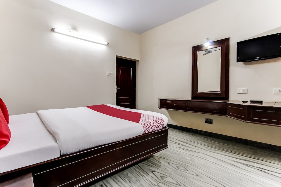 OYO 44308 Parvathi Residency, Nagercoil, Nagercoil