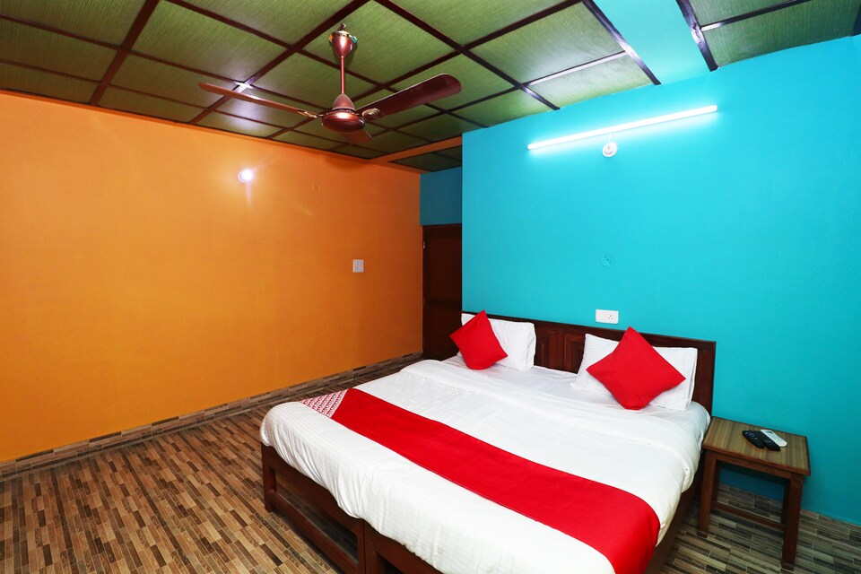 OYO 44315 Hotel Royal Wazeer 'n' Restaurant, Kangra, Kangra