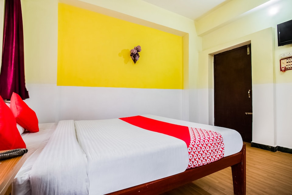 OYO 44320 City Hotel, Patna, Patna