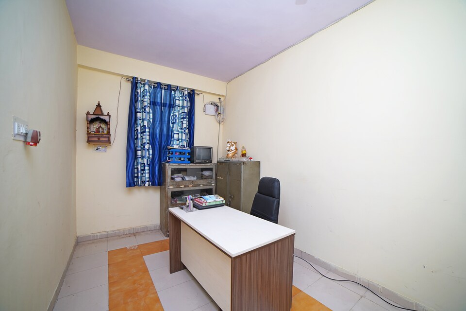 SPOT ON 44323 Royal Blu Stay, Bhiwadi, Bhiwadi