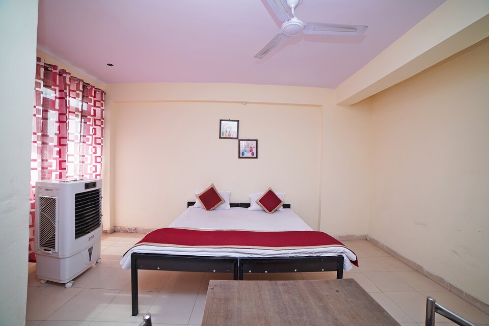 SPOT ON 44323 Royal Blu Stay, Bhiwadi, Bhiwadi