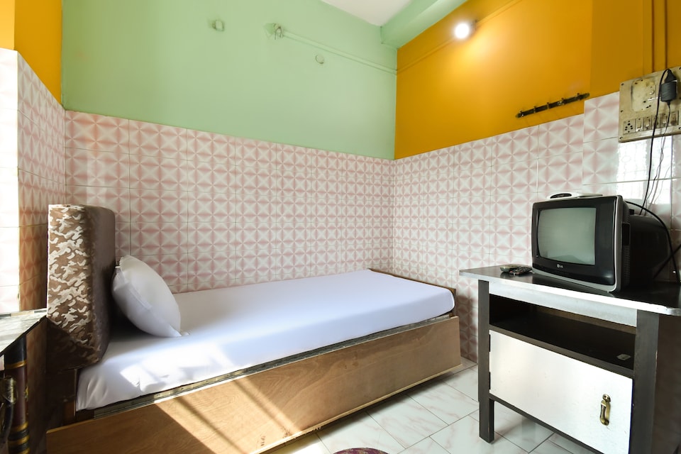 SPOT ON 44357 Hotel Leema, Jorhat, Jorhat