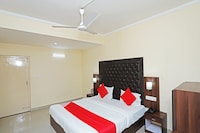 OYO 44364 Hotel Gaurab