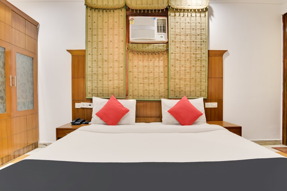 Capital O 44526 Hotel Tjs Royale, Karol Bagh Delhi, Delhi