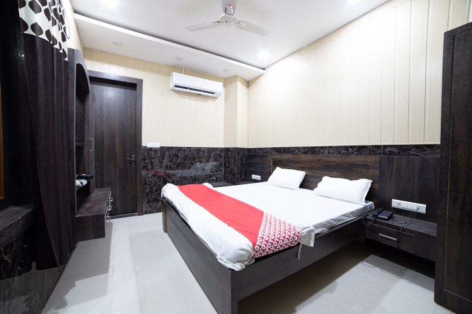 OYO 44530 Hotel Bhawana Palace , Etah, Etah