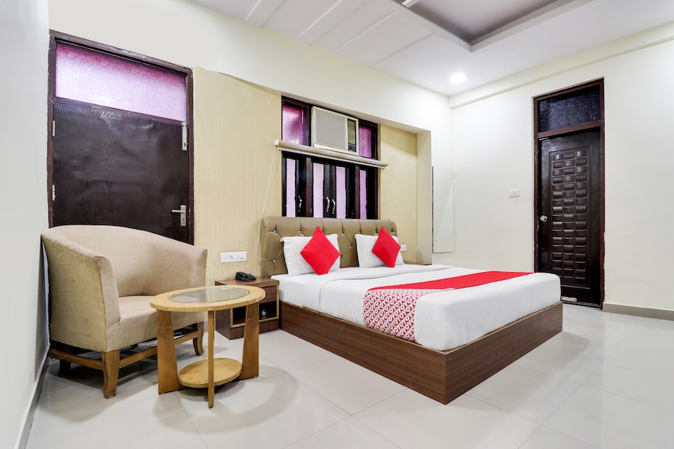 OYO 44531 Ss Residency, Banda, Banda