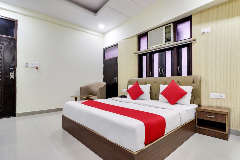 OYO 44531 Ss Residency, Banda, Banda