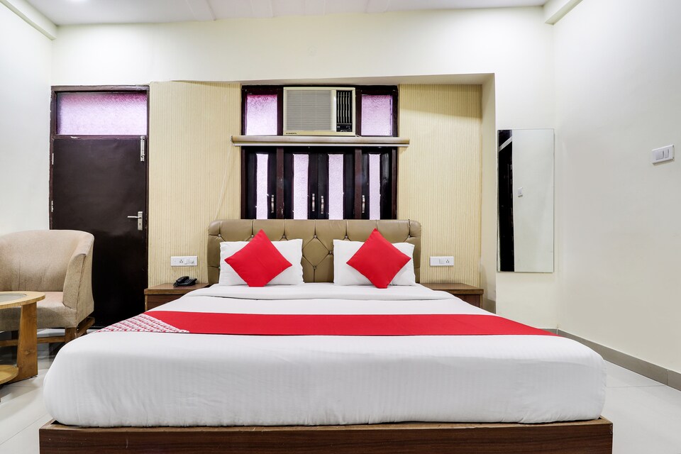 OYO 44531 Ss Residency, Banda, Banda