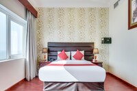 OYO 194 Mermaid Beach Hotel