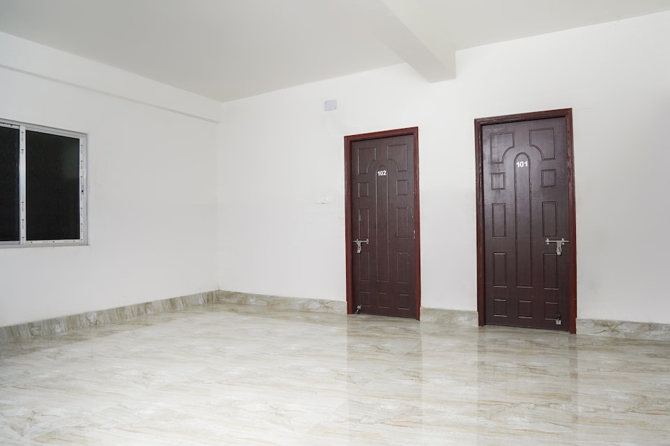 SPOT ON Barman Guest House, Behala Kolkata, Kolkata