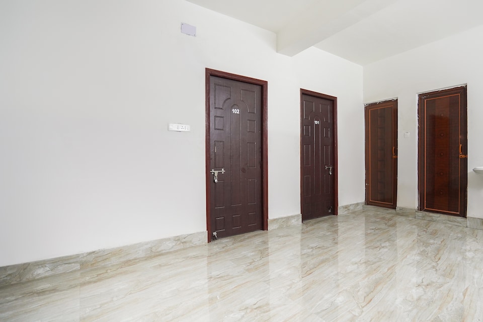 SPOT ON Barman Guest House, Behala Kolkata, Kolkata