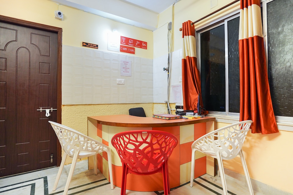 SPOT ON Barman Guest House, Behala Kolkata, Kolkata
