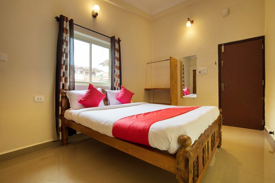 OYO 44598 Sai Guest House, Candolim, Goa