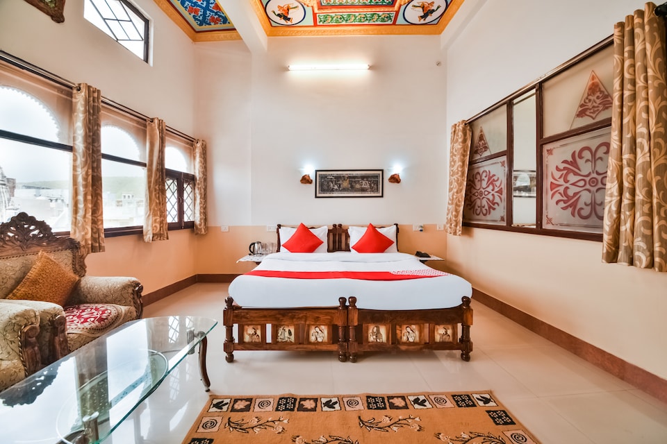 OYO 44604 Jhankar Mansion, Kota, कोटा