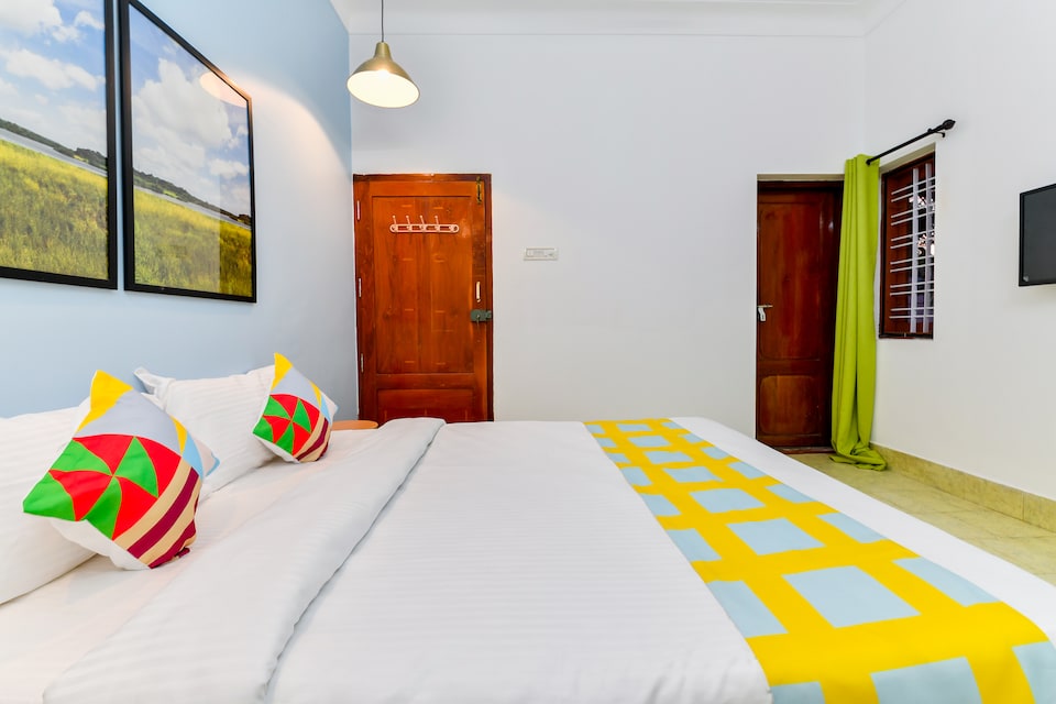 OYO Home 44630 Alvin Villa, Kakkanad Kochi, Kochi