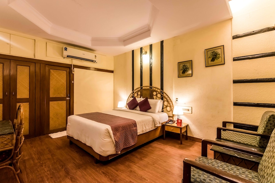 OYO 3990 Juhu Hotel, Juhu, Mumbai