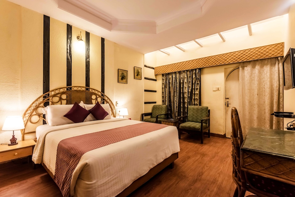 OYO 3990 Juhu Hotel, Juhu, Mumbai