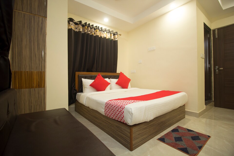 OYO 44651 R N P Grand, Port Blair, Port-Blair